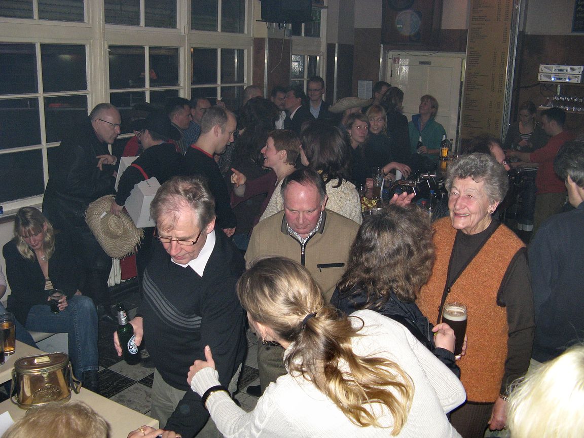 200_Jahre_Party_2007_12_29_223713_IMG_1255.jpg