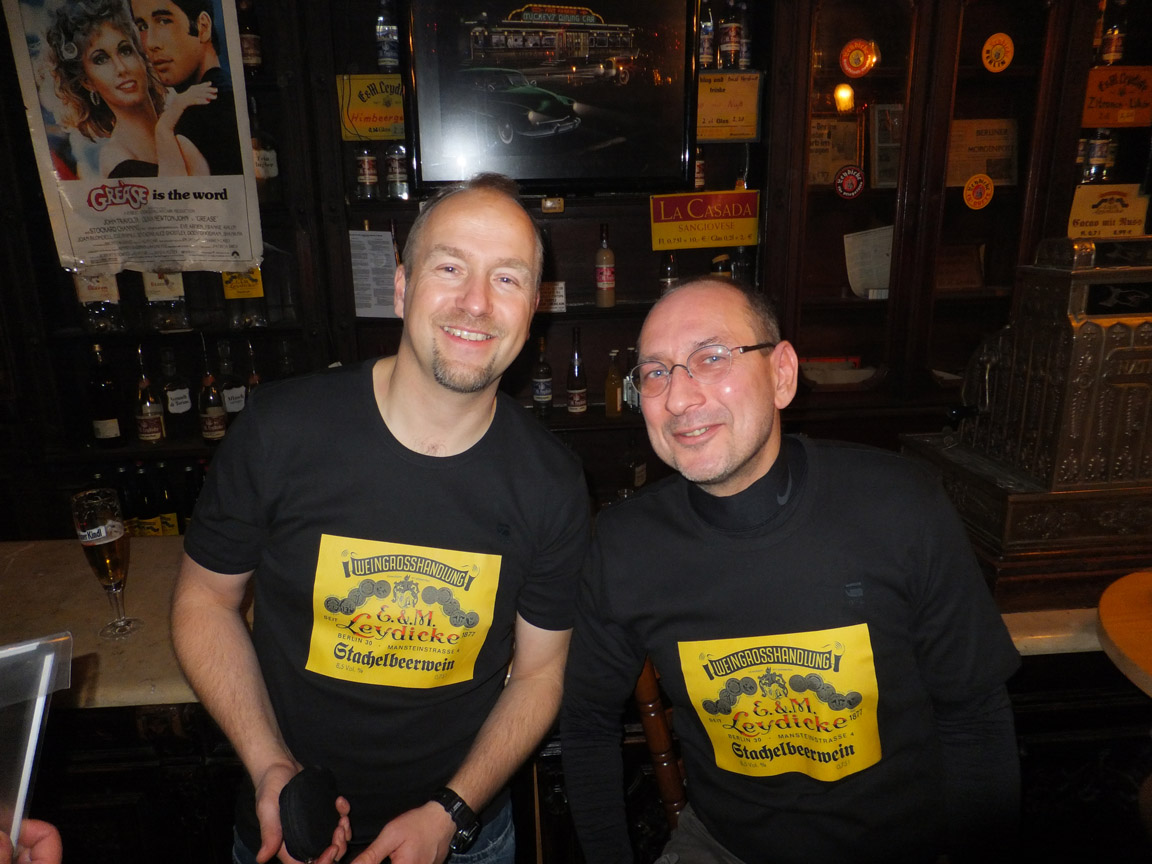 225_Jahre_Party_2012_12_30_021924_DSCF2424.jpg
