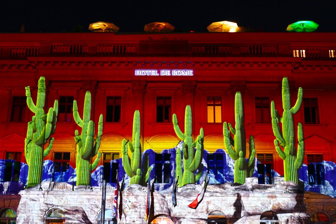 1012_Festival_of_Lights_2021_09_08_204819_P1080770.jpg